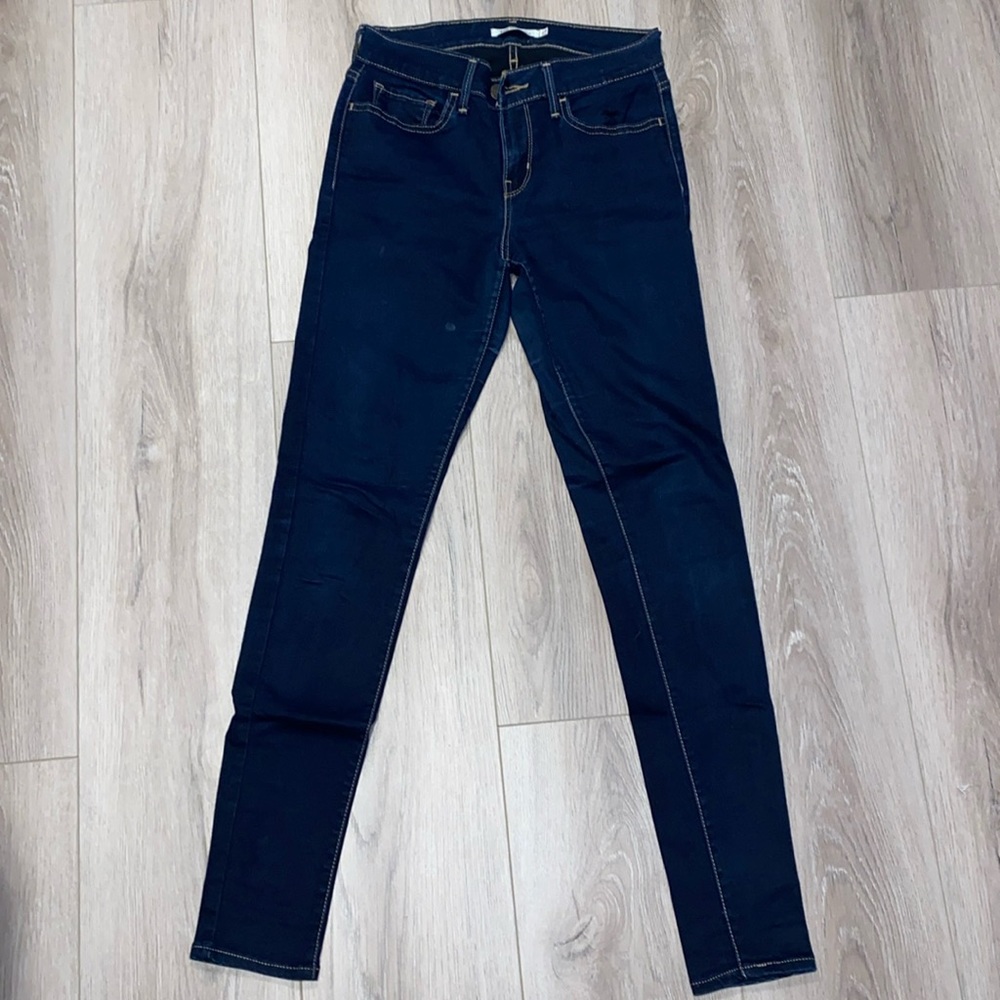 Levi womens jeans